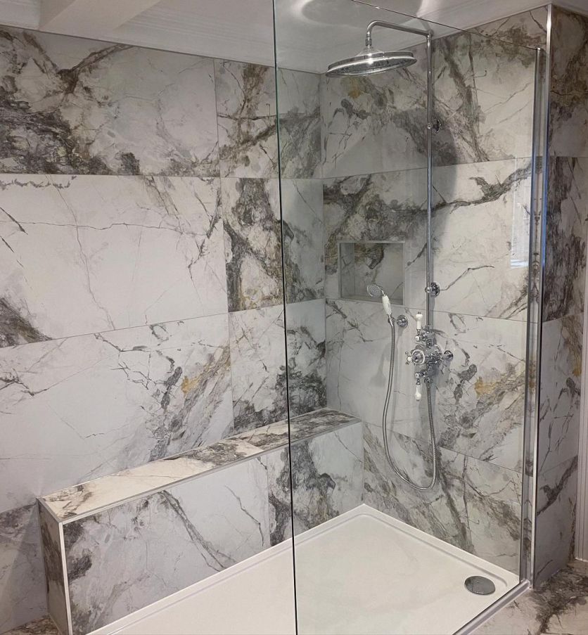 Fabulosa™ Marble Matt Porcelain Tile