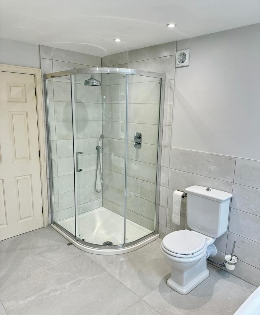 Single Sliding Door Quadrant Enclosure