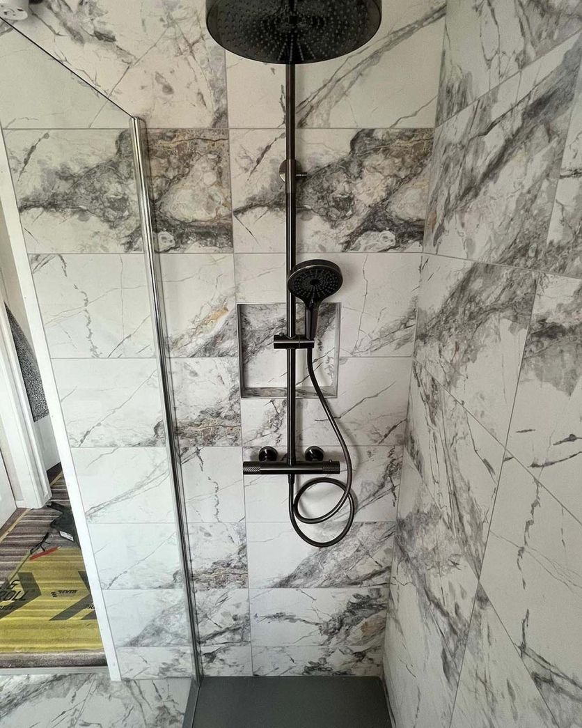 Moray Thermostatic Shower Pack - Gun Metal