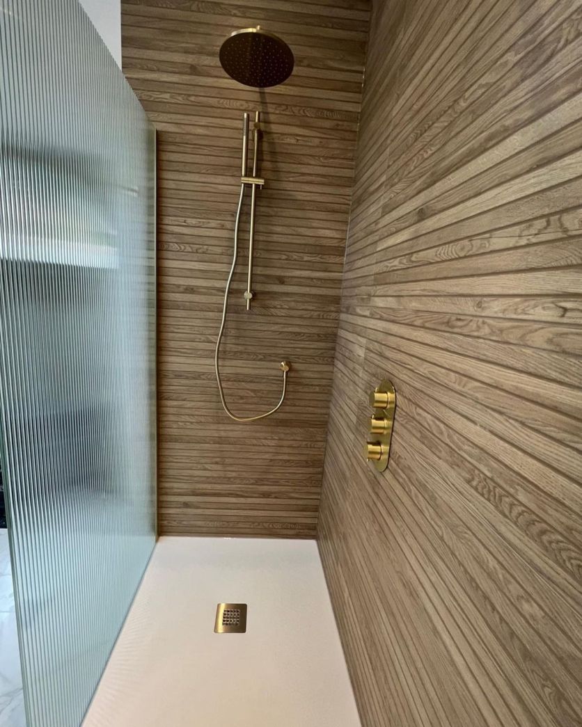 Amien Brushed Gold Frame Fluted Glass Shower Screen