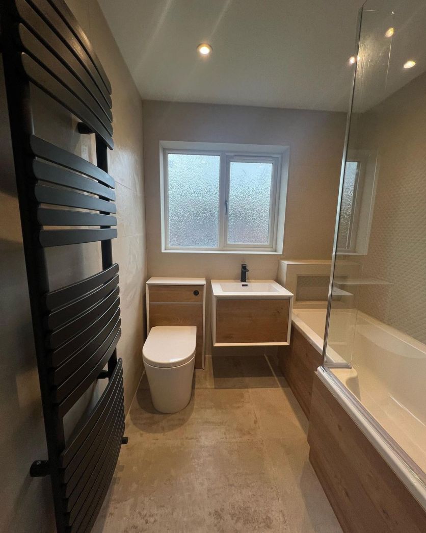 Snowdon Wall Hung Vanity Unit in White & Oak