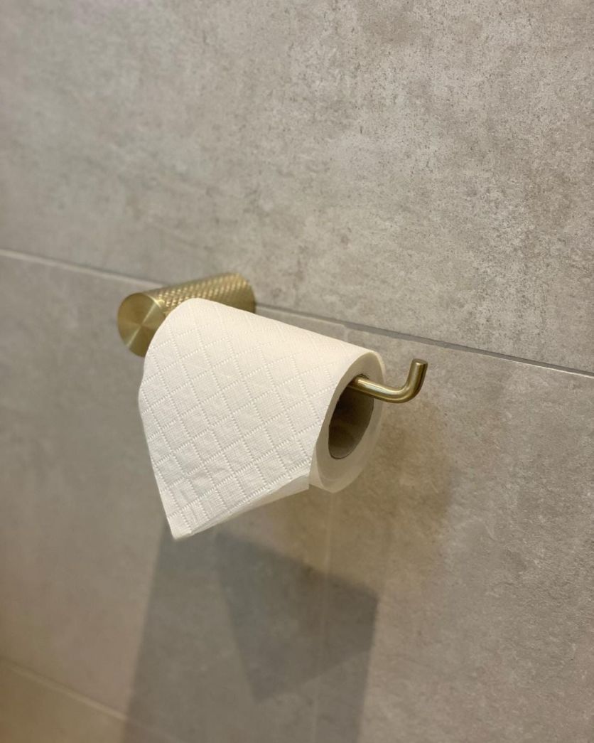 Moray Champagne Gold Knurled Toilet Roll Holder