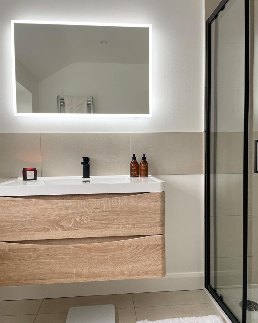 Erin Wall Hung Vanity Unit in Light Oak