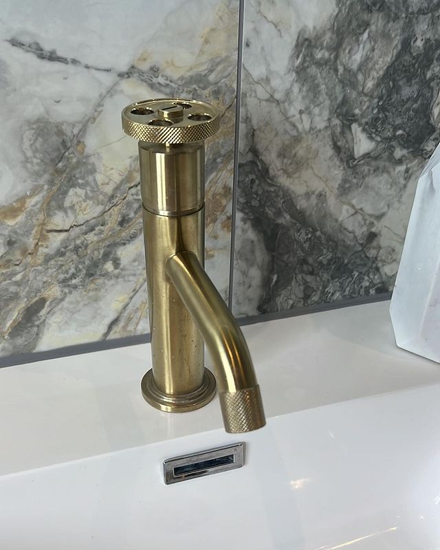 Urban Brushed Gold Basin Tap