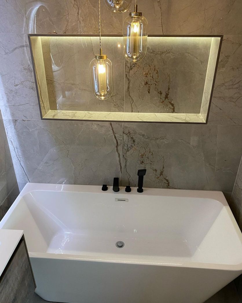 Milo Freestanding Bath