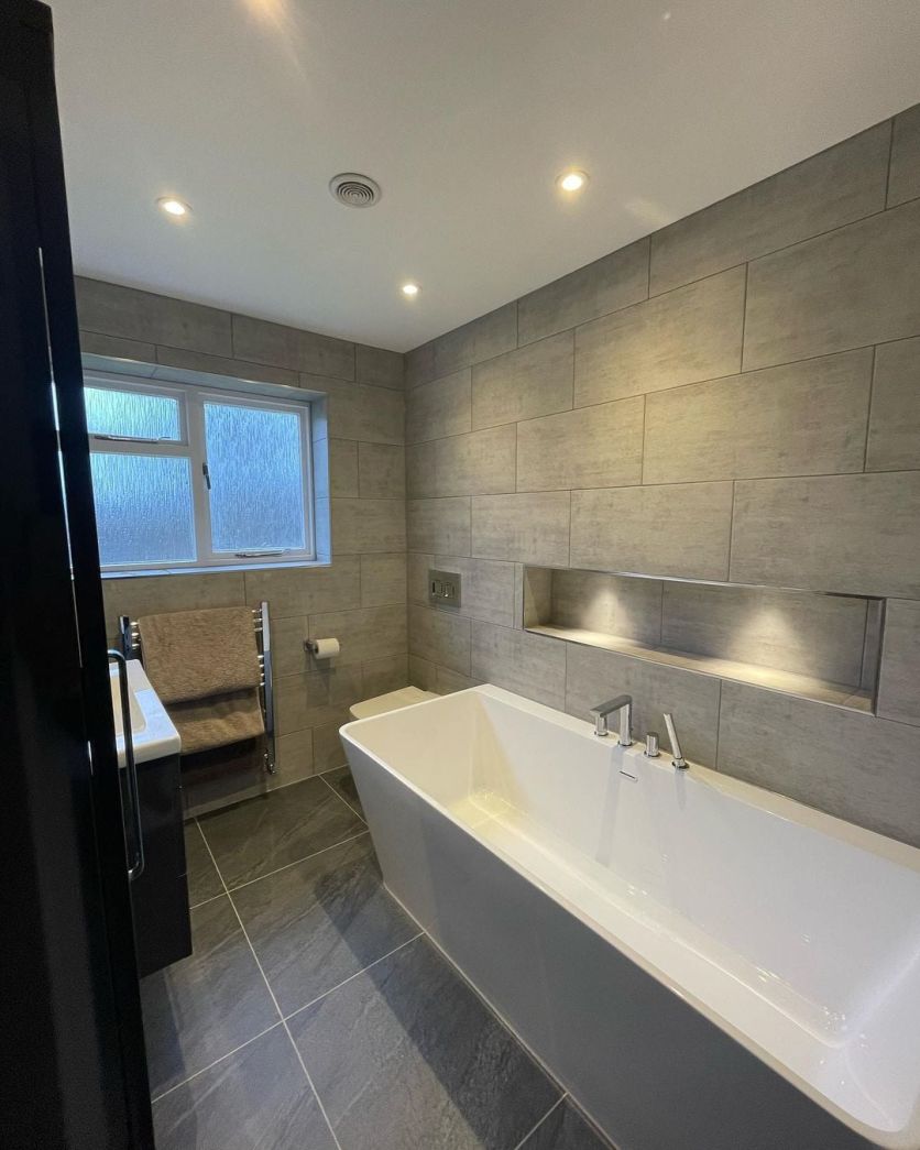 Milo Freestanding Bath