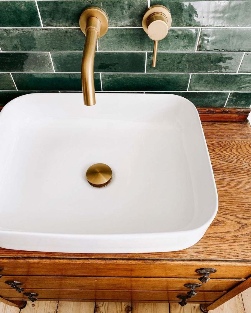 Ibecko Countertop Ceramic Basin