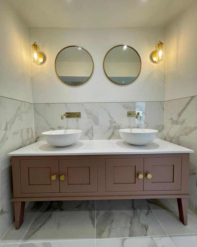 Moray Gold Knurled Wall Mounted Basin Tap