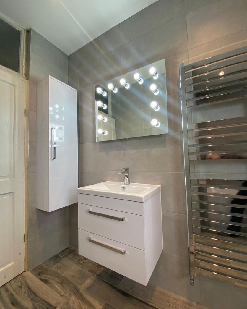Nante Gloss White Wall Hung Vanity Unit