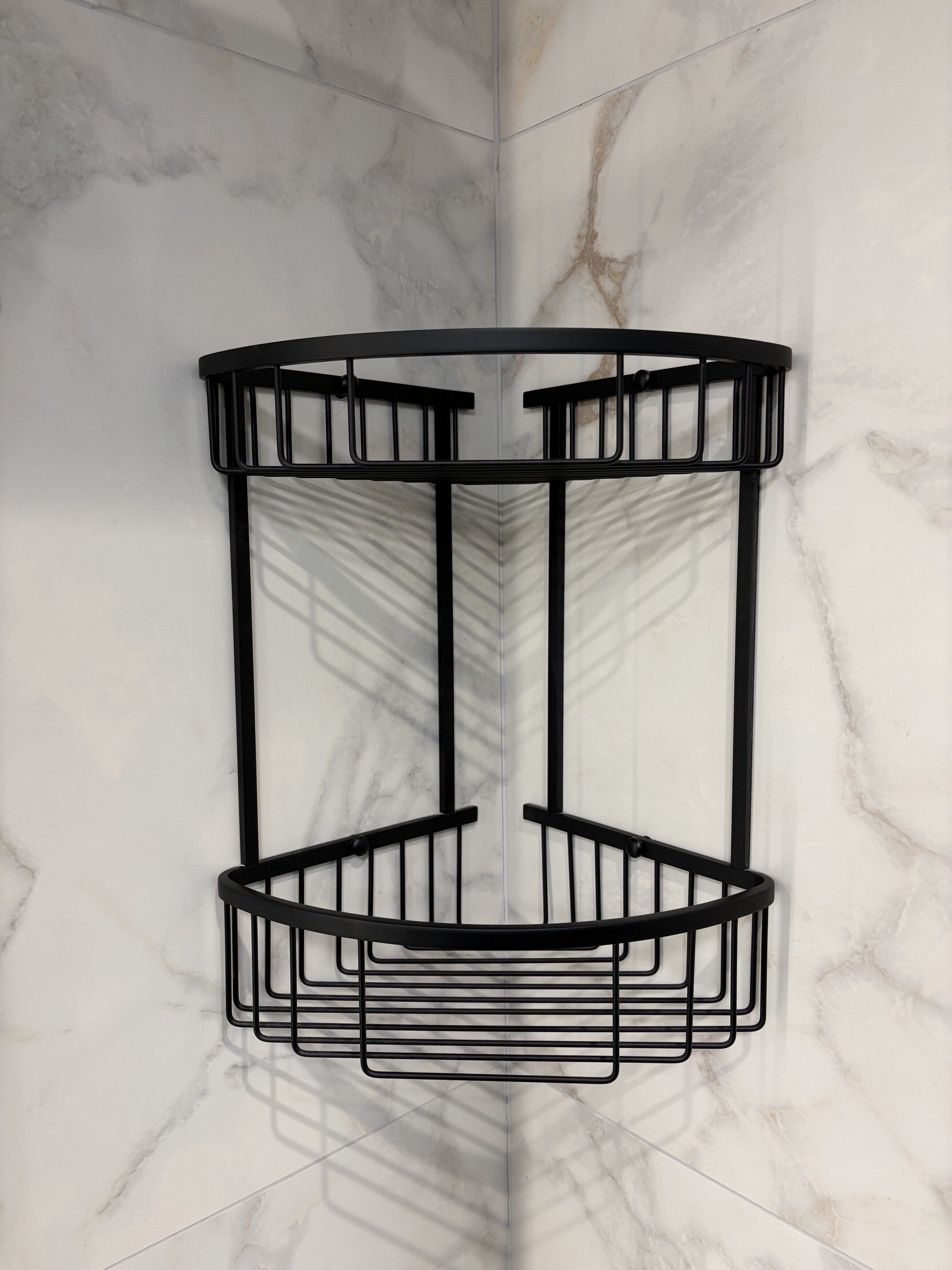 Double Corner Basket in Black
