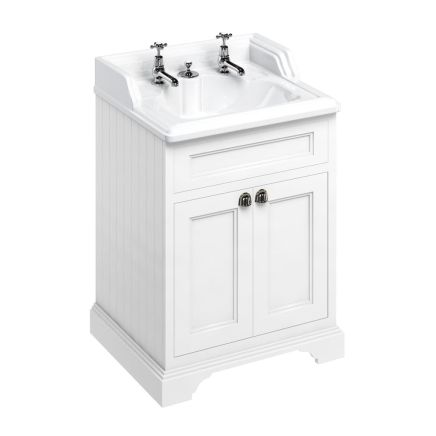 Traditional white freestanding vanity unit