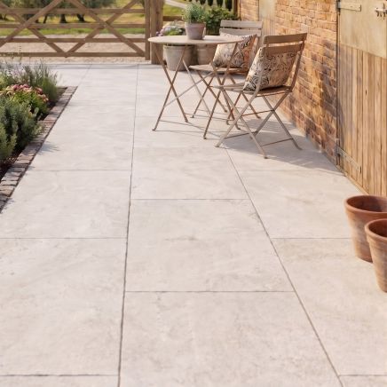 Gandi Arena Outdoor Matt Porcelain Tile 900x600mm roomset