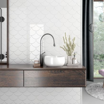 Pescara Ceramic White Fan Tile 150x134mm