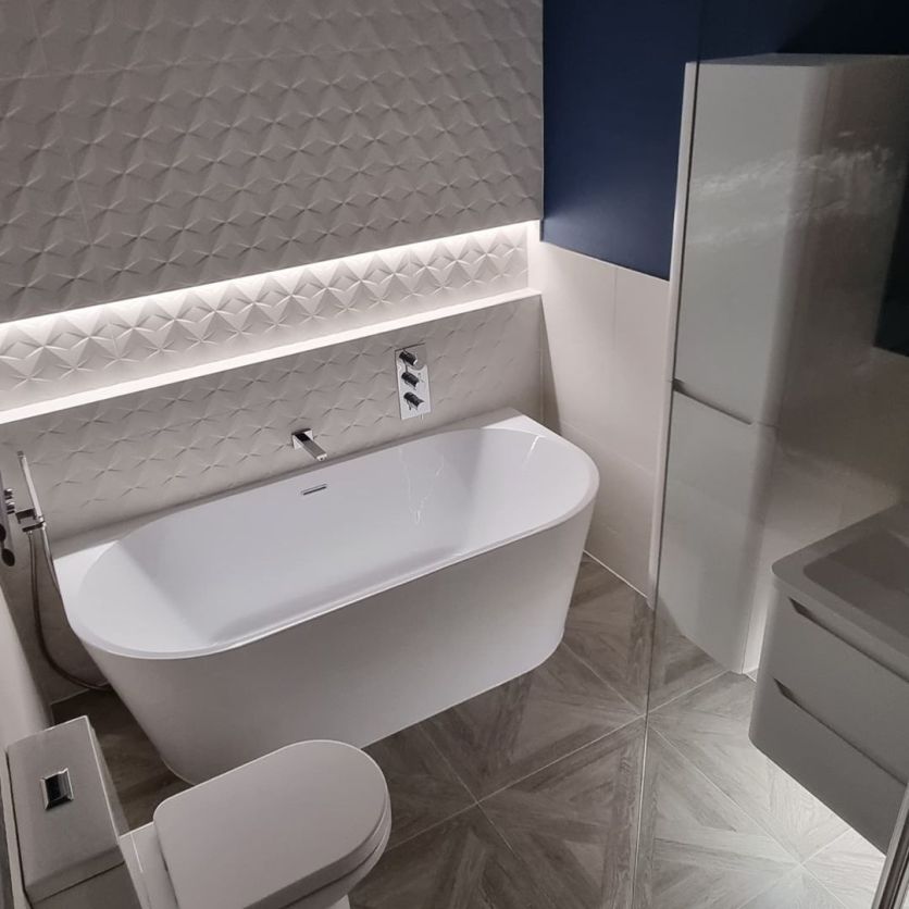 Ellwood Freestanding Back To Wall Bath