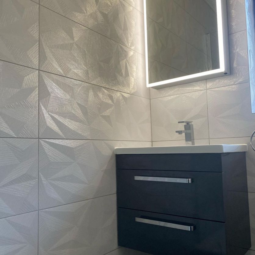 Radical White Décor Gloss Ceramic Tile