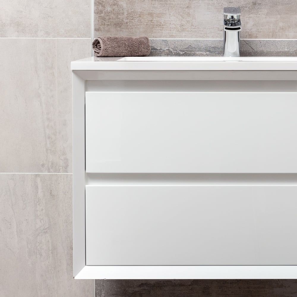 Venus Gloss White Wall Hung Vanity Unit 600mm