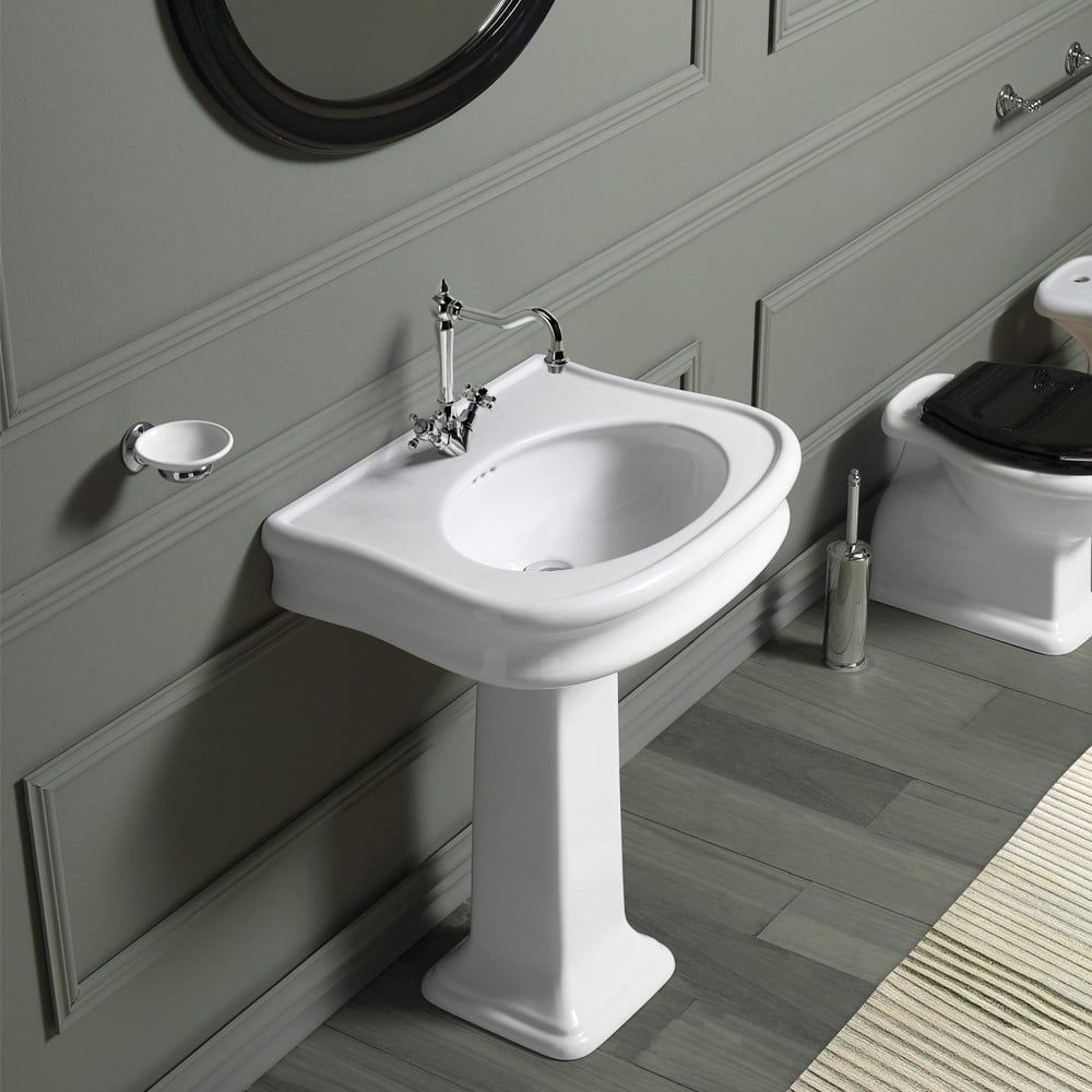 Laine Traditional Full Pedestal Basin