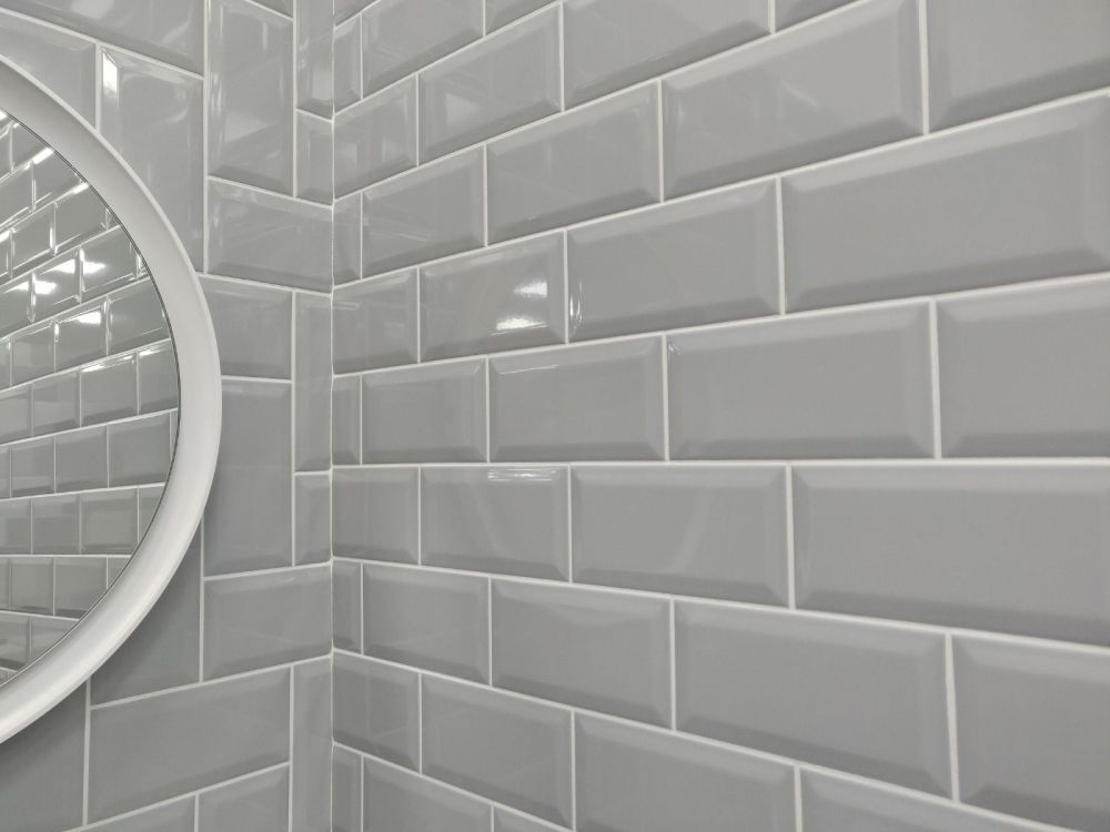 Metro Light Grey Ceramic Brick Tile 100x200mm