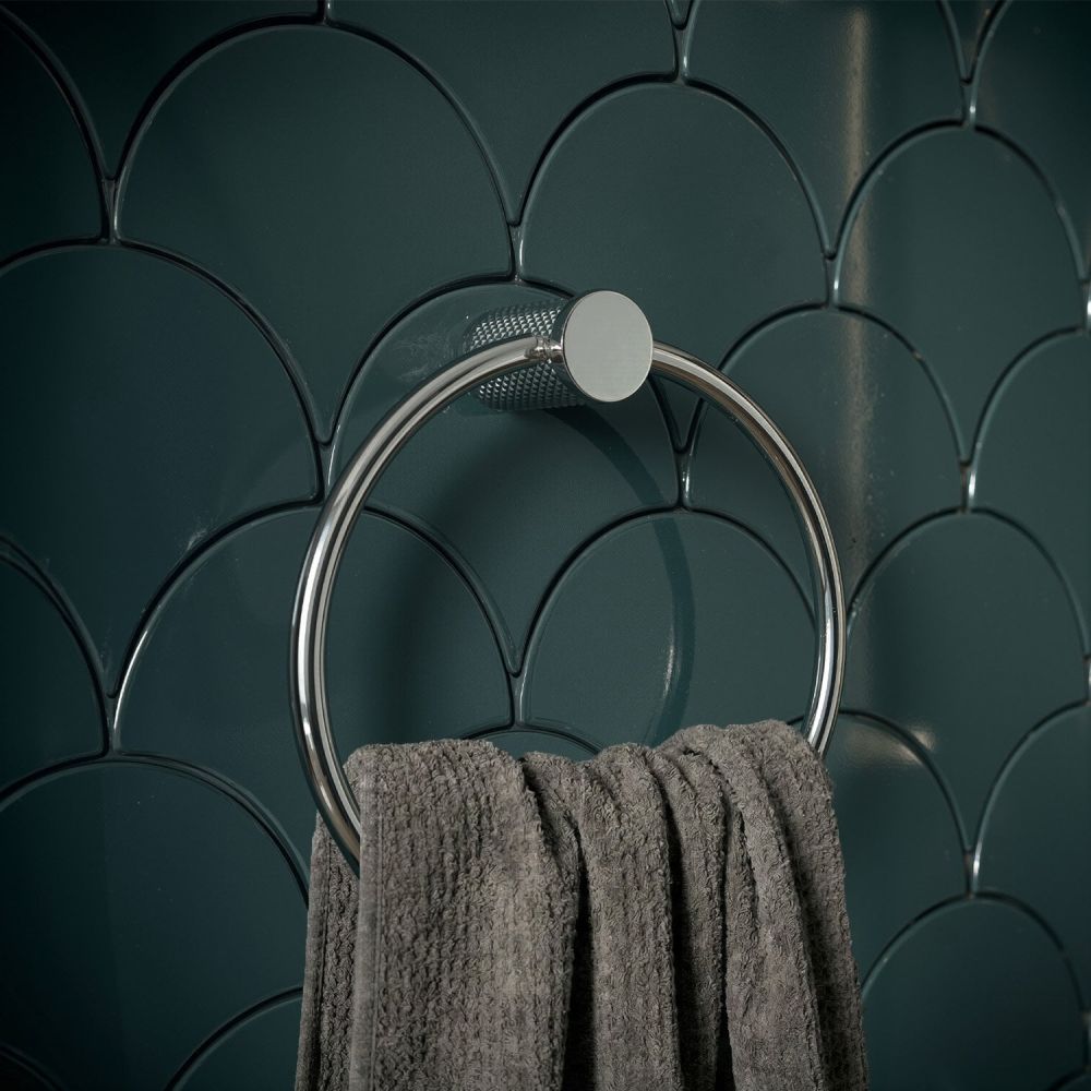 Moray Chrome Knurled Towel Ring