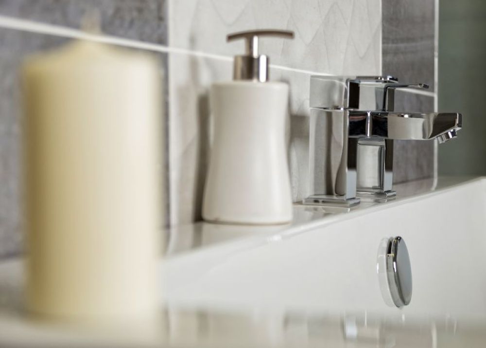 Nyland Chrome Bath Filler Tap - lifestyle image 4