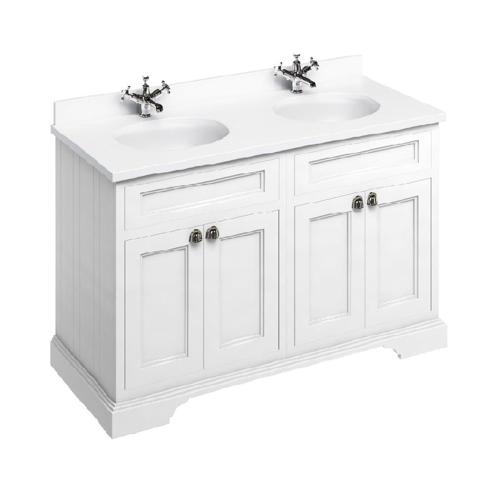 Traditional white freestanding vanity unit