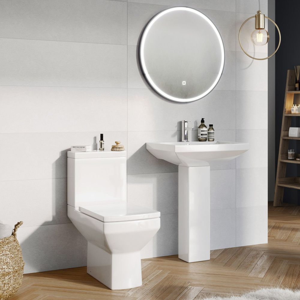 Glendale Full Pedestal Basin Room