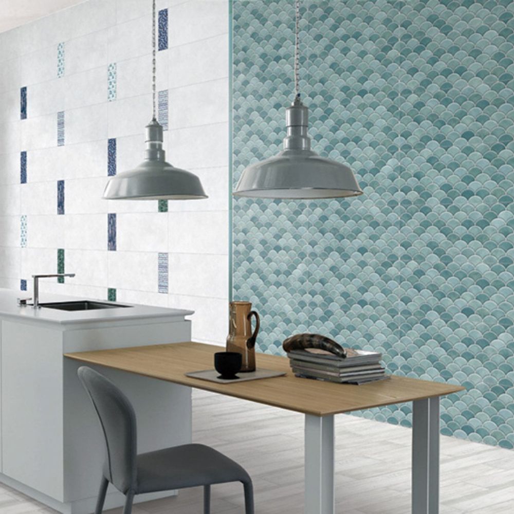 Atlantis Turquoise Gloss Decor Ceramic Tile 600x300mm