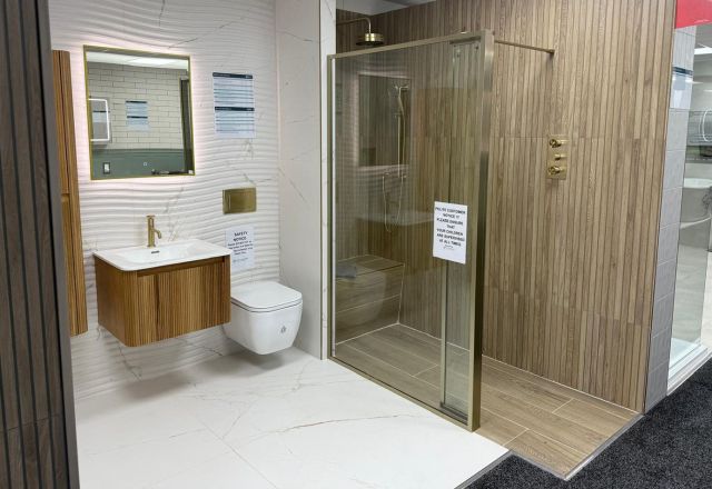 Easy Bathrooms & Tiles Welwyn Garden City Showroom