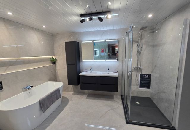 Easy Bathrooms & Tiles Nottingham Castle Showroom