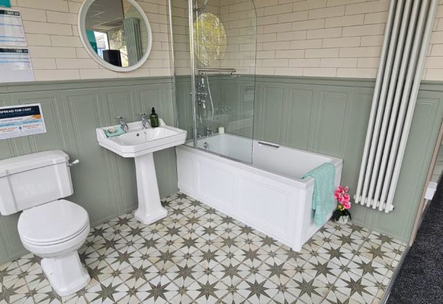 Easy Bathrooms & Tiles Crawley showroomv
