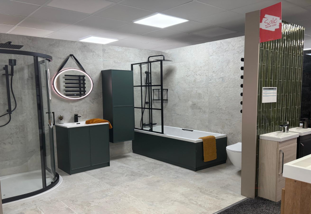 Easy Bathrooms & Tiles Showroom Newbury display stand featuring a modern bathroom suite