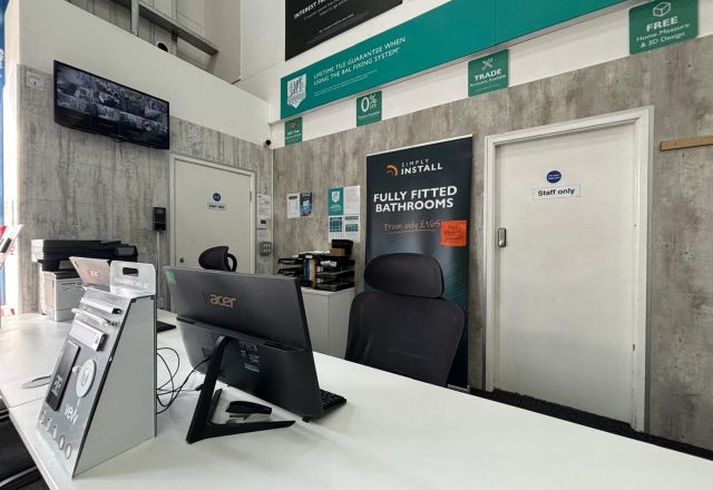 Hayes Easy Bathrooms & Tiles Showroom