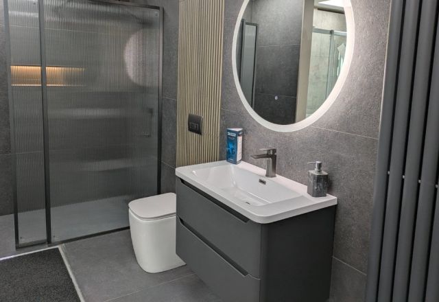Easy Bathrooms & Tiles Bolton