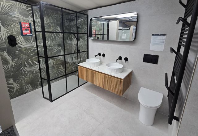 Easy Bathrooms & Tiles High Wycombe Bathroom Showroom