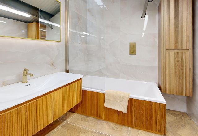 Easy Bathrooms & Tiles Bridgwater showroom