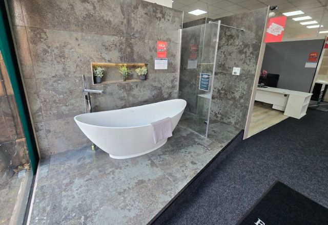 Easy Bathrooms & Tiles Nottingham Castle Showroom