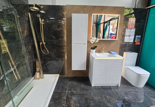 Easy Bathrooms & Tiles Nottingham Castle Showroom