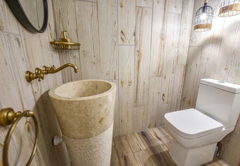 Labrynth Ivory Wood Effect Porcelain Tile