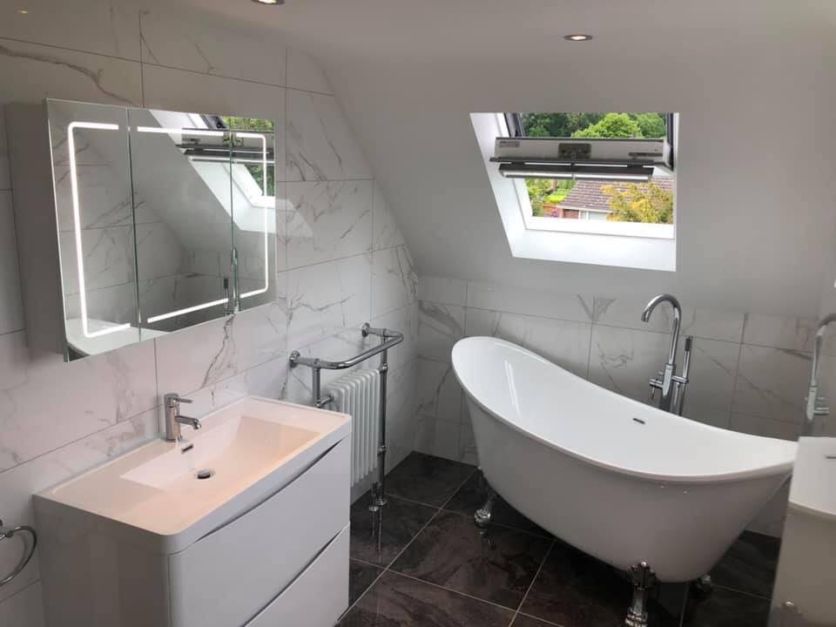 Ahana Freestanding Bath