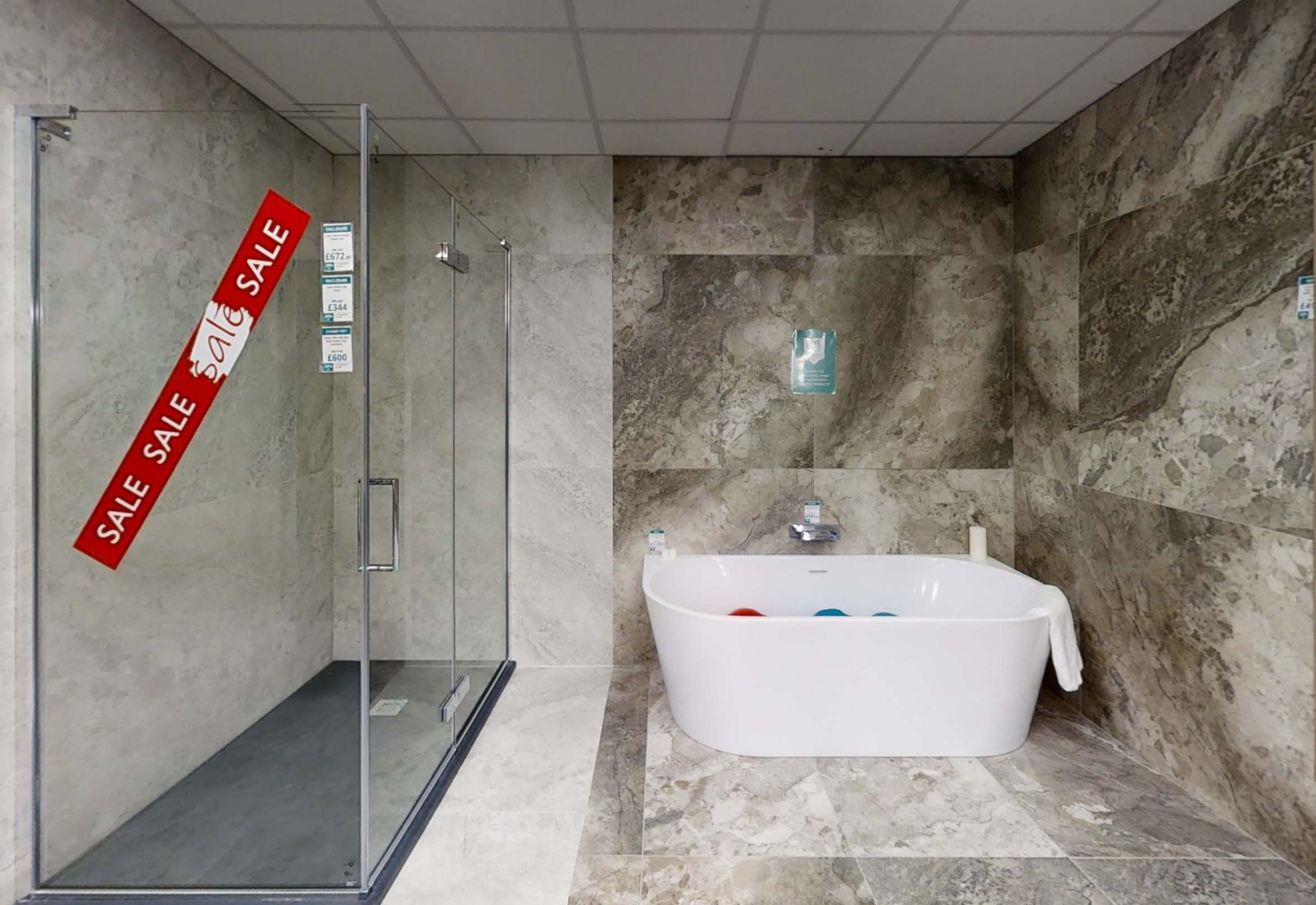Bathroom enclosures at Easy Bathrooms Aintree