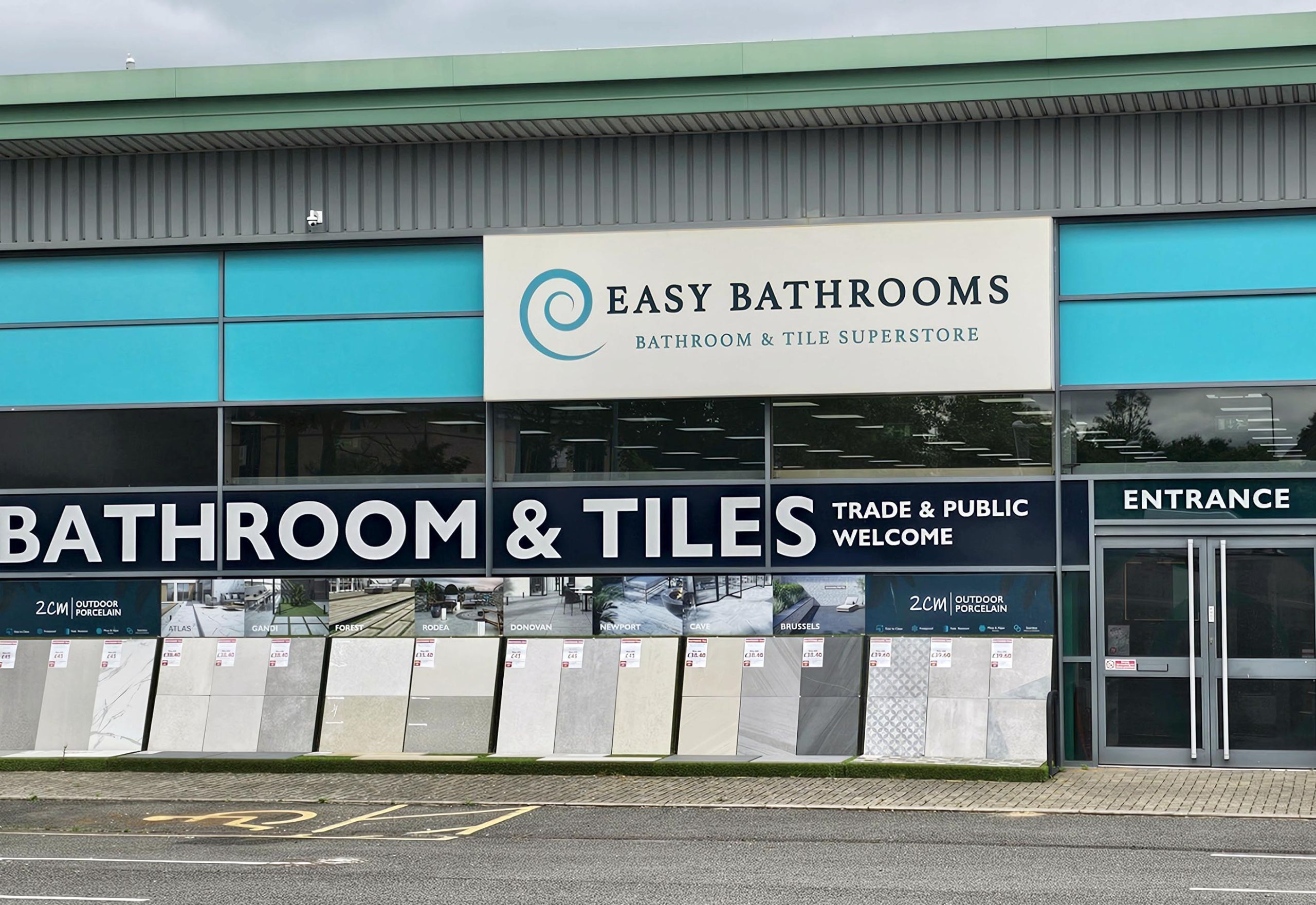 Nuneaton Store over 150 bays