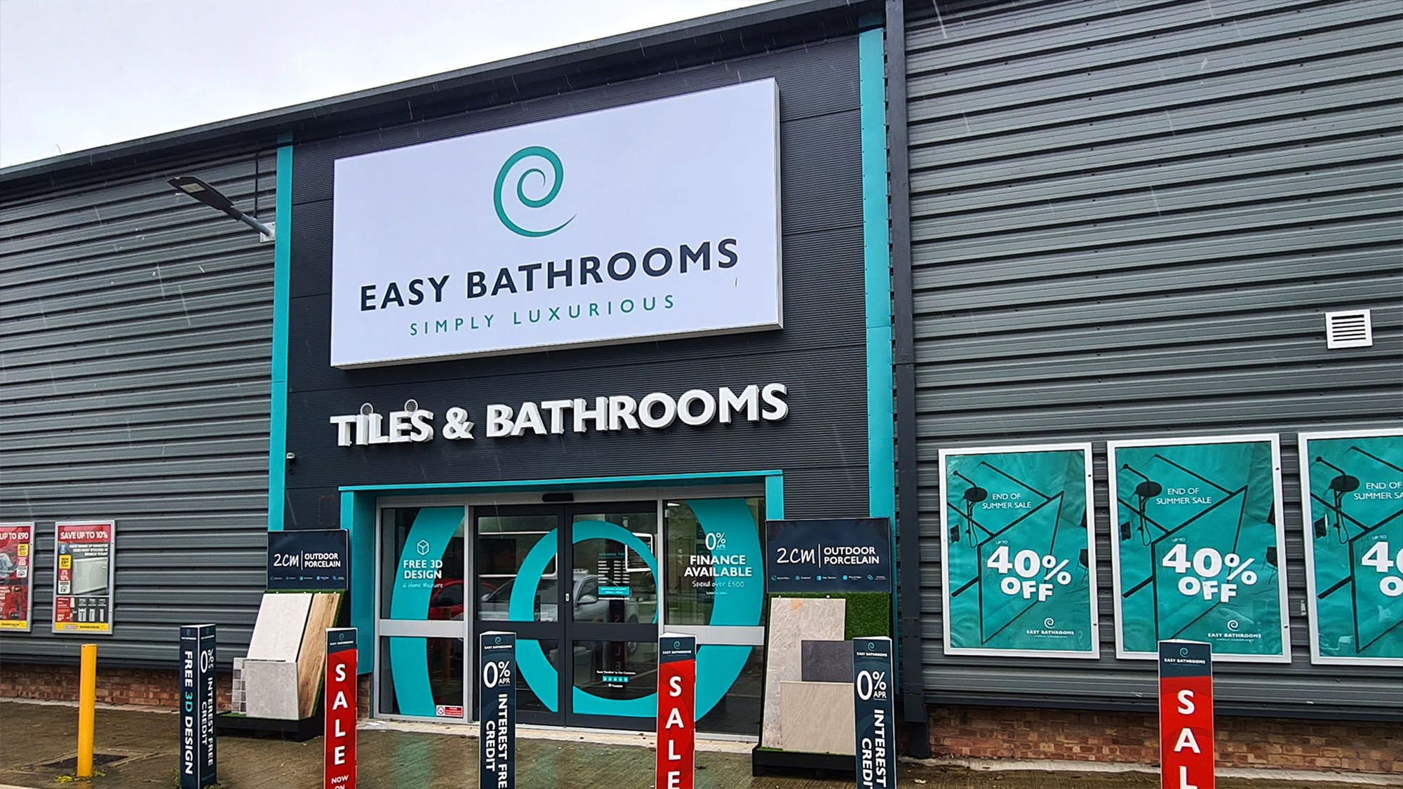 South Shields store over 60 bays