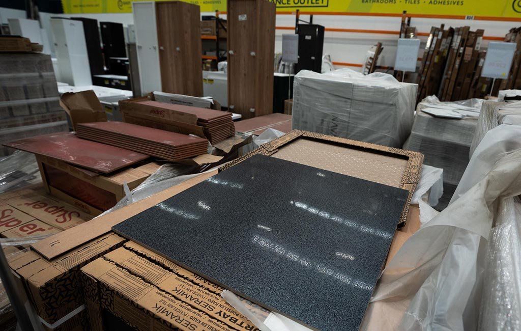 Easy Bathrooms Clearance Outlet at Wakefield