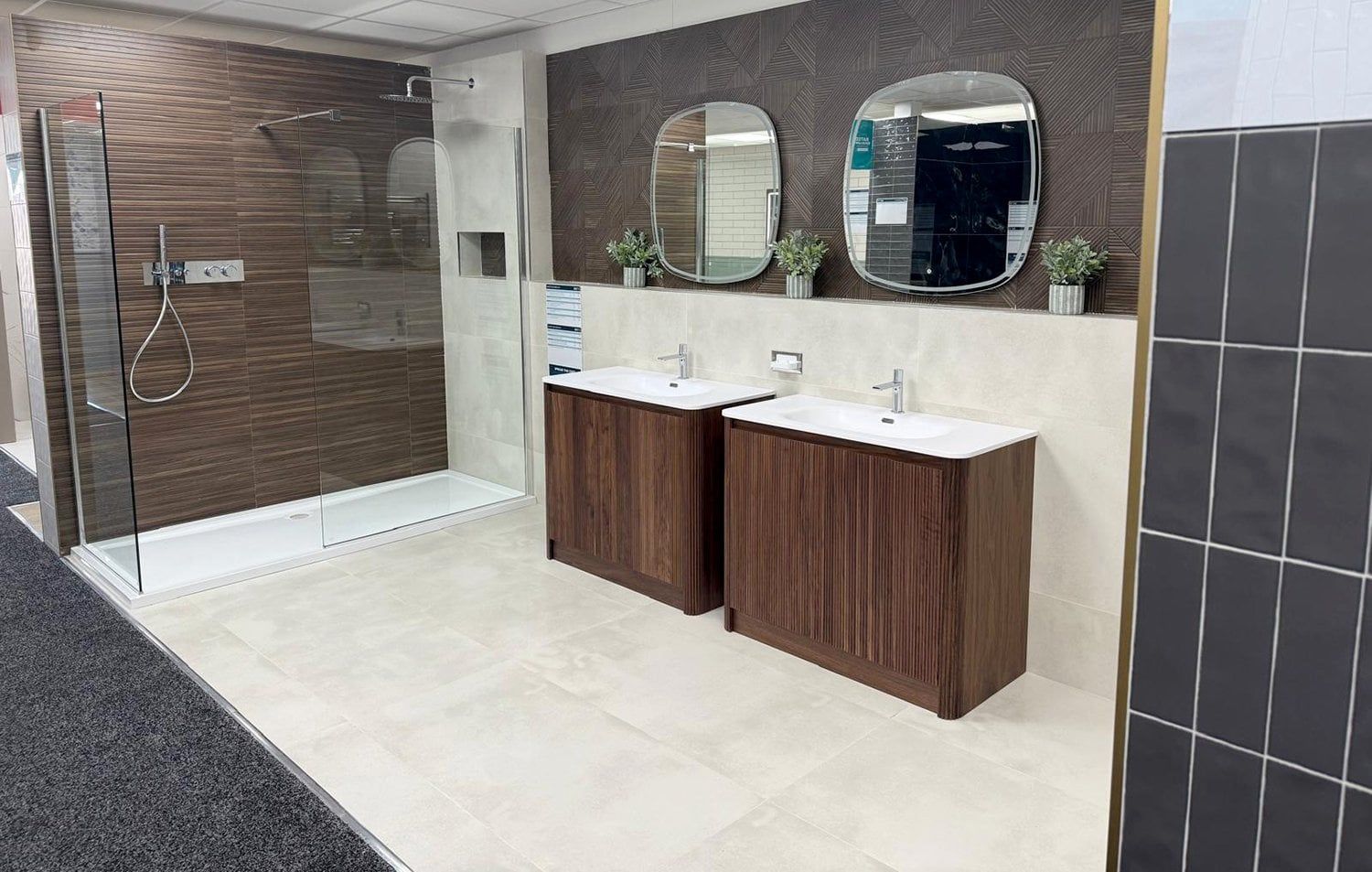 Easy Bathrooms & Tiles Welwyn Garden City Showroom