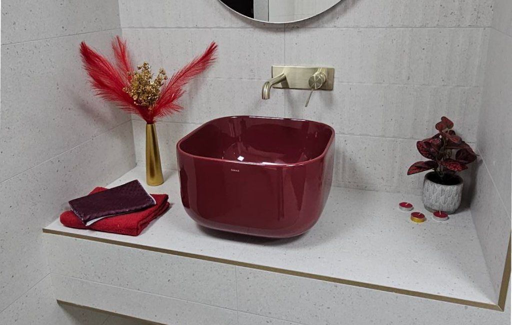 Easy Bathrooms & Tiles Crawley showroom