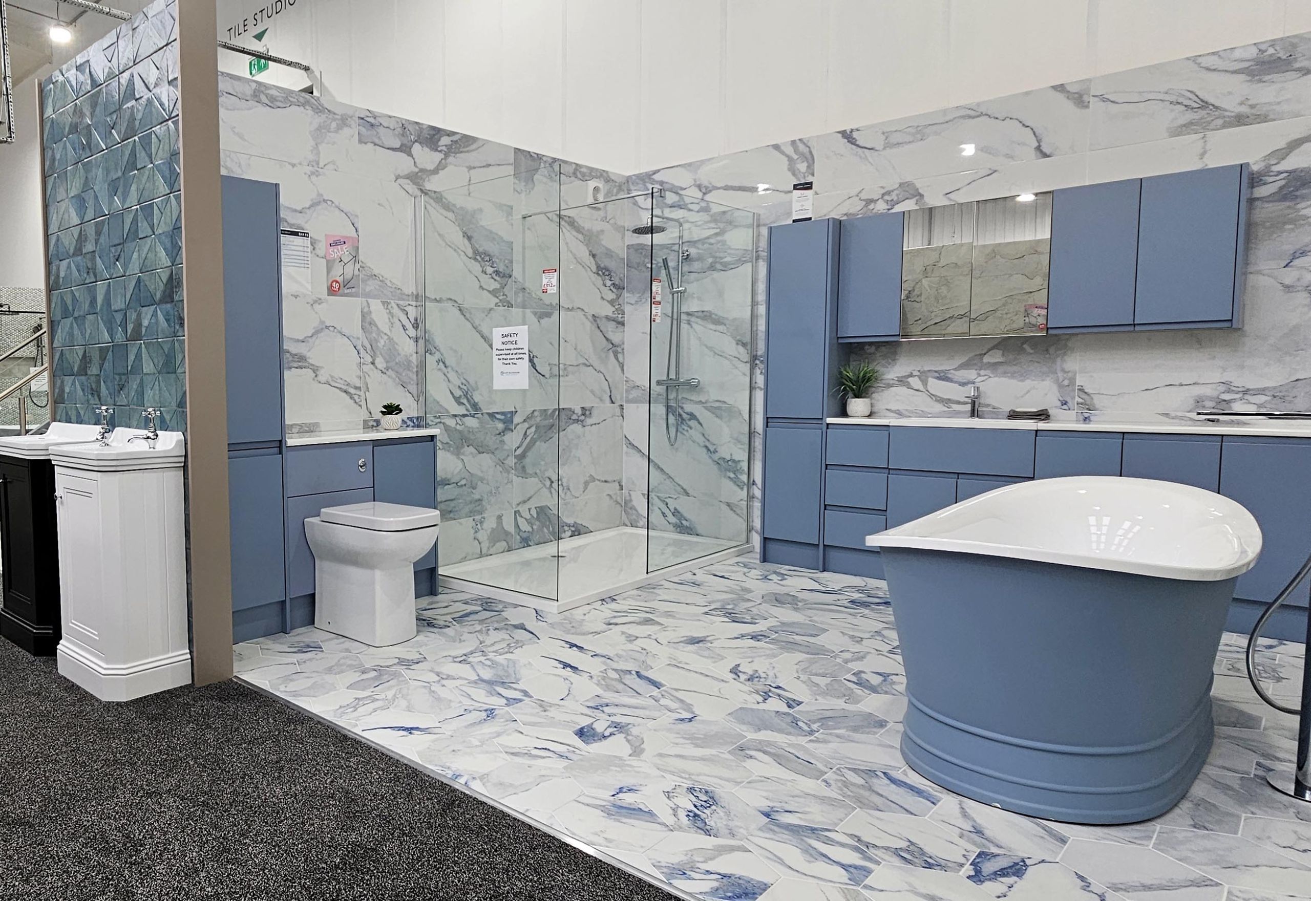 Easy Bathrooms & Tiles Ipswich Showroom